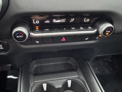 Used 2025 MAZDA CX-50 AWD 2.5 S w/ Preferred Package image 12