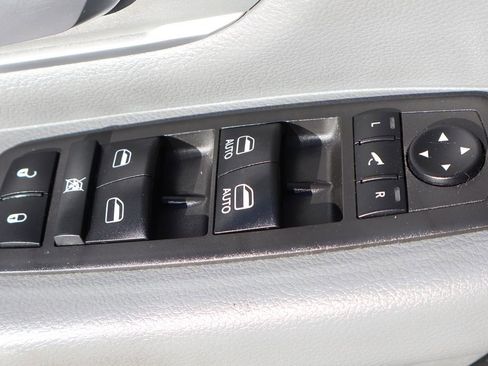 Used 2021 RAM 1500 Big Horn image 17