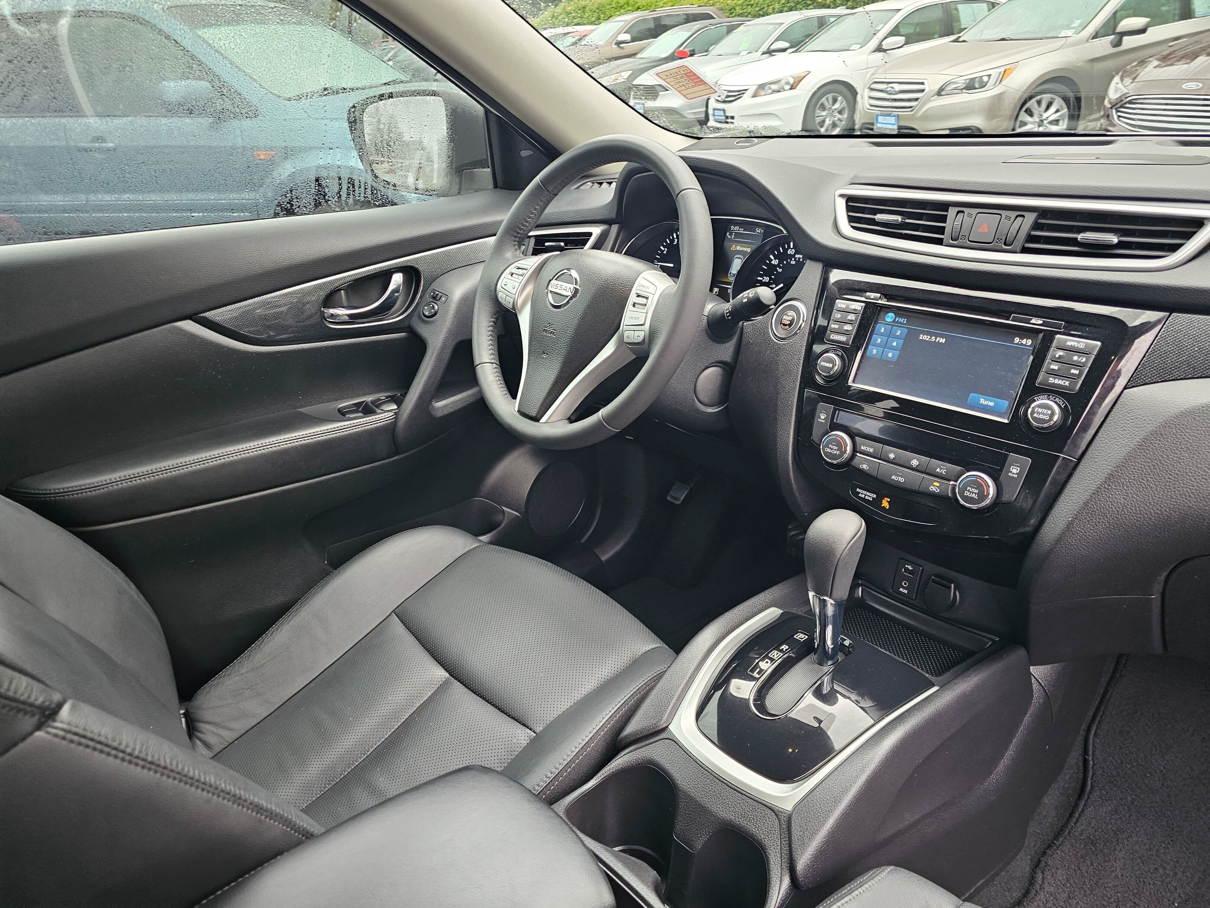 Used 2015 Nissan Rogue SL w/ SL Premium Package AWD/4WD image 10