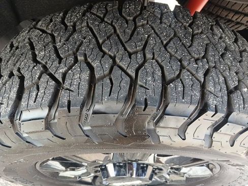 Used 2024 GMC Sierra 2500 AT4 w/ AT4 Premium Plus Package image 68