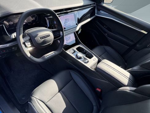 New 2025 Jeep Wagoneer S Limited image 2