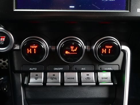 Used 2023 Toyota GR86 Premium w/ ALL Weather Mat Package (TMS) image 20