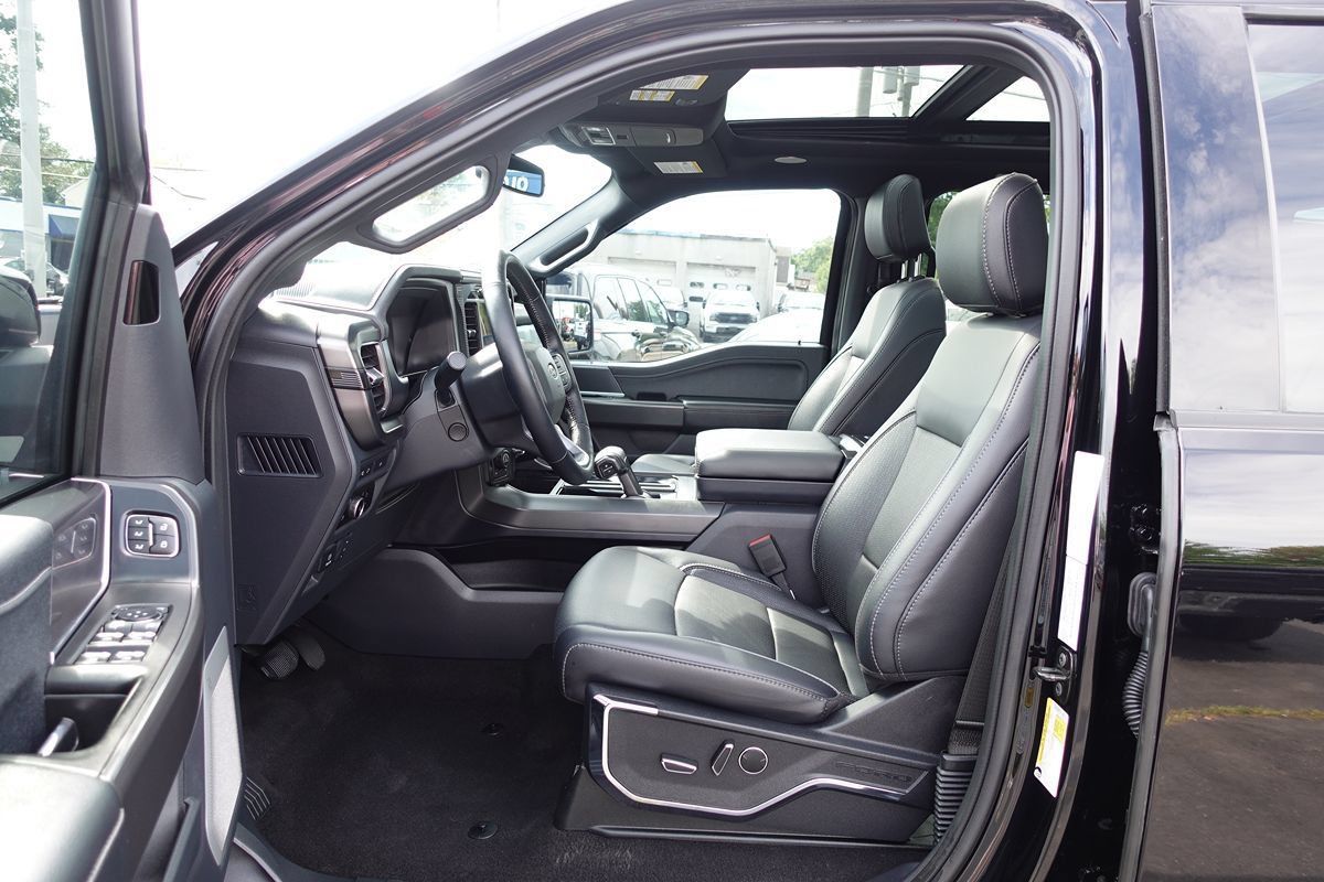 Used 2024 Ford F150 Lariat w/ Equipment Group 502A High AWD/4WD image 19