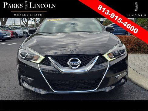 Used 2017 Nissan Maxima Platinum image 2