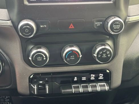 Used 2021 RAM 1500 Lone Star image 44