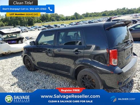 Used 2013 Scion xB image 3