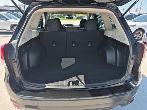 Used 2021 Subaru Forester Premium AWD/4WD image 10
