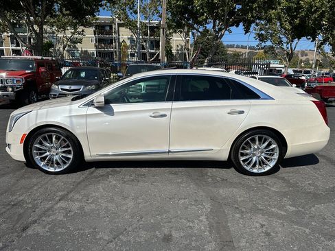 Used 2014 Cadillac XTS Platinum FWD image 8