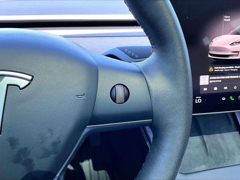 Used 2023 Tesla Model 3 Standard Range RWD image 24