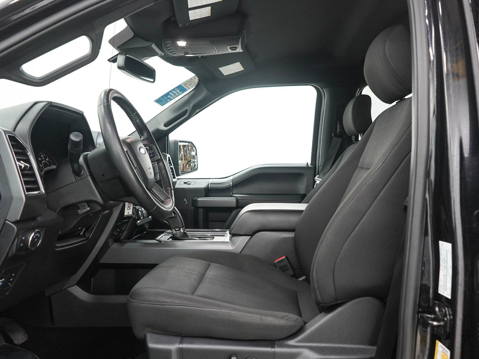 Used 2019 Ford F150 XLT w/ Equipment Group 302A Luxury AWD/4WD image 23