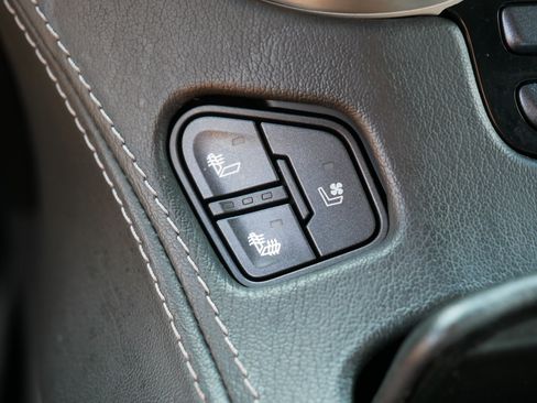 Used 2018 GMC Yukon Denali w/ Denali Ultimate Package AWD/4WD image 31