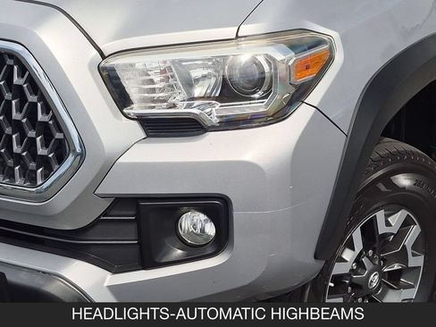 Used 2019 Toyota Tacoma TRD Off-Road w/ Technology Package RWD image 10