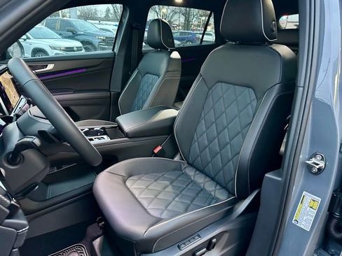 New 2026 Volkswagen Atlas Cross Sport SEL Premium R-Line AWD/4WD image 13