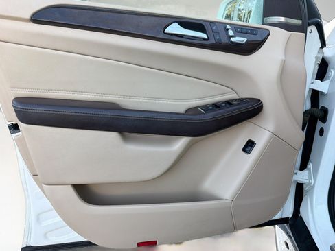 Used 2018 Mercedes-Benz GLE 350 image 21