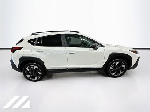 Certified 2025 Subaru Crosstrek 2.5i Limited w/ Popular Package #3A image 4