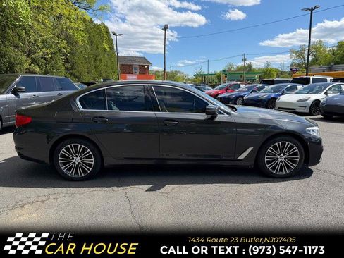 Used 2020 BMW 530i xDrive w/ Premium Package AWD/4WD image 9