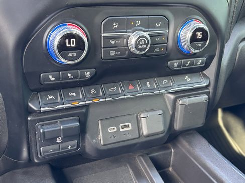 Used 2020 GMC Sierra 1500 AT4 w/ AT4 Premium Package image 22