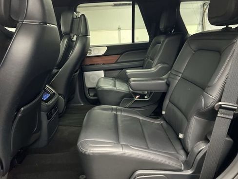 Used 2023 Lincoln Navigator Reserve image 26
