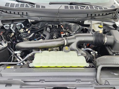 New 2025 Ford F150 Platinum w/ Equipment Group 702A High image 23