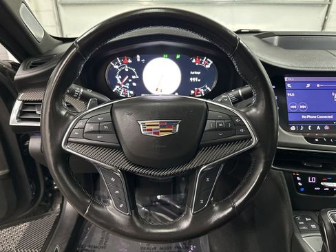 Used 2019 Cadillac CT6 V w/ Driver Assist Package image 16