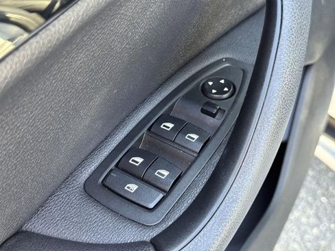 Used 2017 BMW X1 xDrive28i image 16