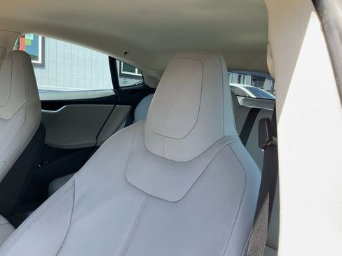 Used 2014 Tesla Model S P85 RWD image 18