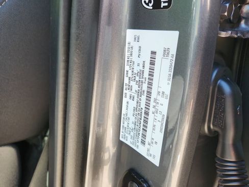 Used 2022 Ford F150 XLT w/ Equipment Group 302A High AWD/4WD image 19