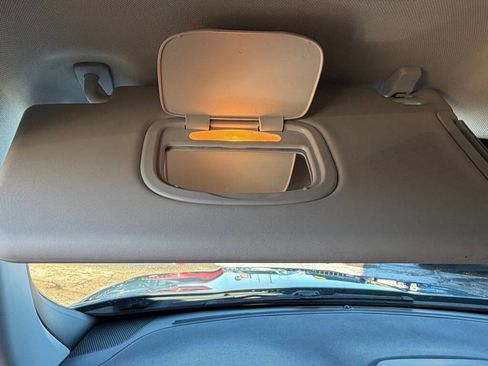 Used 2018 Jeep Renegade Latitude image 29