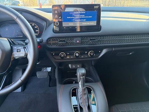 Certified 2026 Honda HR-V Sport image 17