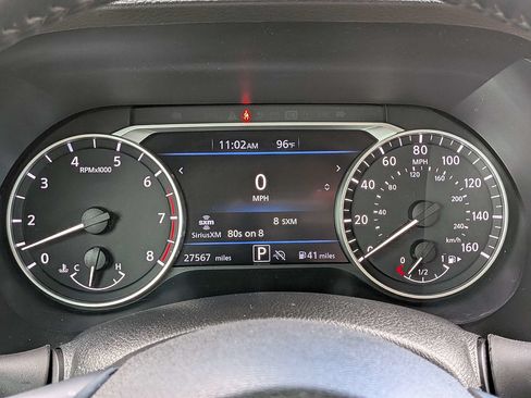Used 2025 Nissan Sentra SV w/ SV Premium Package FWD image 31