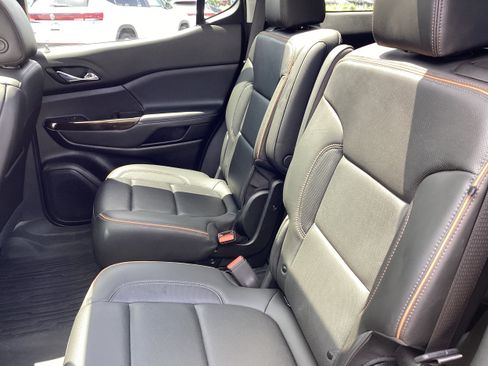 Used 2023 GMC Acadia AT4 w/ GMC Pro Grade Package AWD/4WD image 13