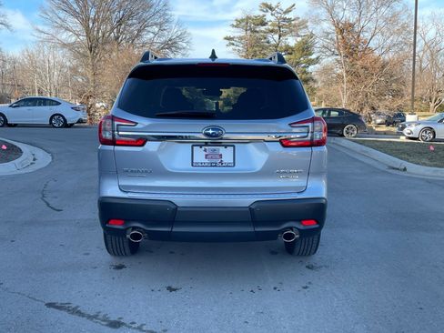 Certified 2025 Subaru Ascent Limited image 4