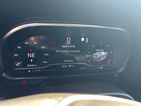 Used 2022 GMC Yukon XL AT4 AWD/4WD image 7
