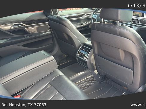 Used 2018 BMW 740i RWD image 36