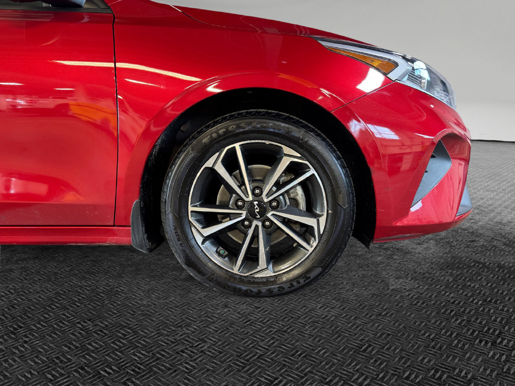 Certified 2023 Kia Forte LXS FWD image 11