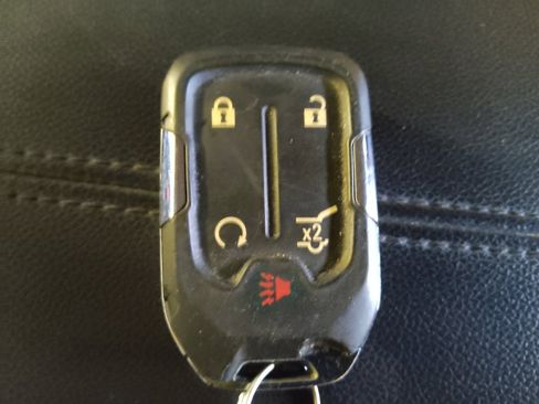 Used 2021 GMC Terrain SLT w/ Infotainment Package II FWD image 32
