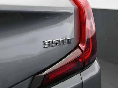 Used 2024 Cadillac XT4 Premium Luxury image 34