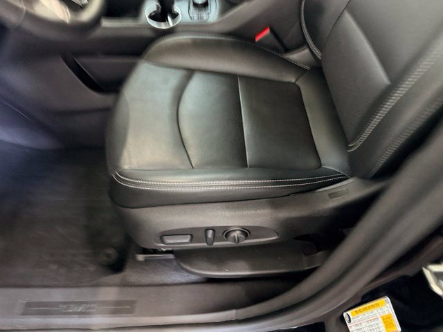 Used 2024 GMC Terrain SLT w/ Elevation Edition FWD image 16
