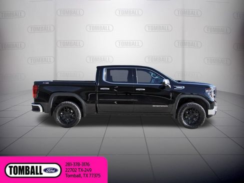 Used 2023 GMC Sierra 1500 SLT AWD/4WD image 9