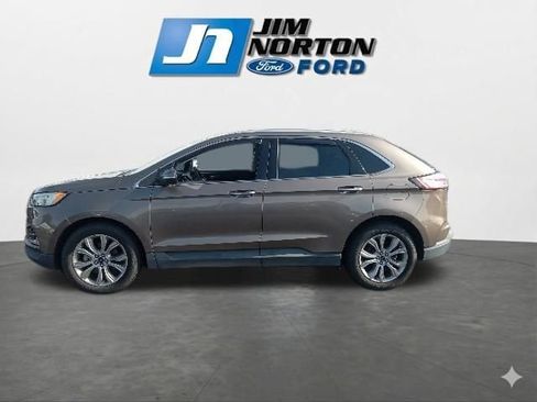 Used 2019 Ford Edge Titanium FWD image 6