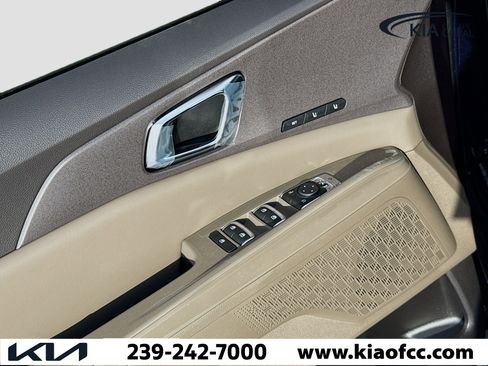 New 2026 Kia Carnival EX FWD image 22