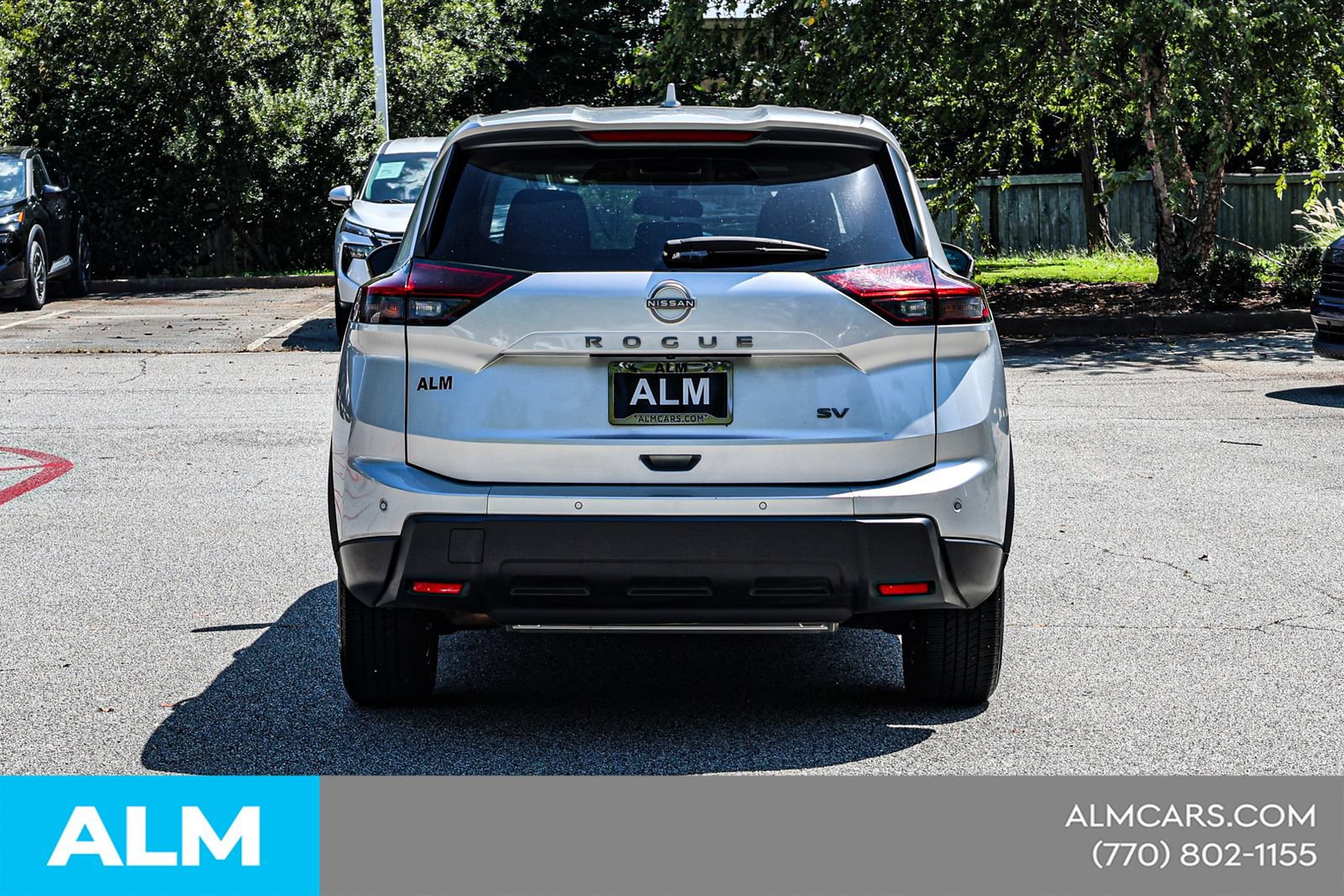 Used 2024 Nissan Rogue SV FWD image 12