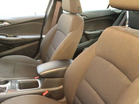 Used 2016 Chevrolet Cruze LT w/ LT Convenience Package FWD image 16
