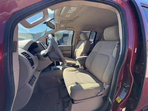 Used 2013 Nissan Frontier SV w/ SV Value Truck Pkg image 2