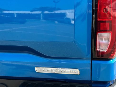 Used 2024 GMC Sierra 1500 Elevation image 39