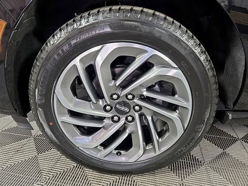 New 2025 Lincoln Navigator L Reserve AWD/4WD image 8