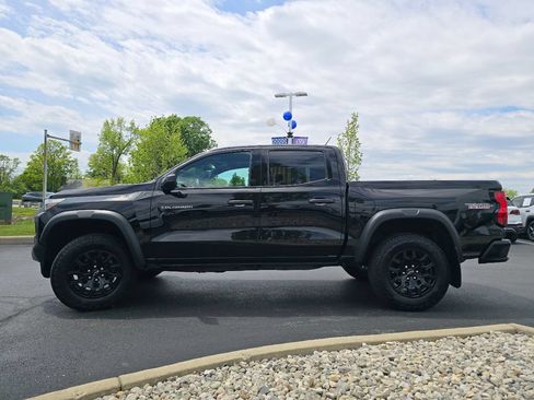 Used 2023 Chevrolet Colorado Trail Boss w/ Advanced Trailering Package AWD/4WD image 21