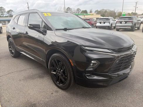 Used 2023 Chevrolet Blazer RS w/ Driver Confidence II Package image 4