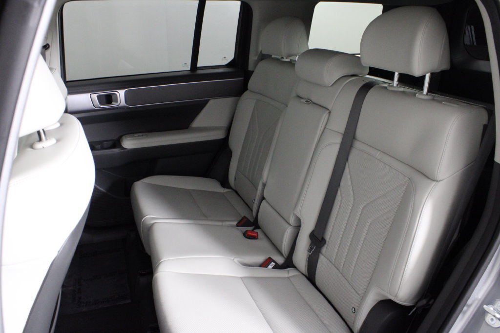 Certified 2026 Hyundai Santa Fe SEL FWD image 22