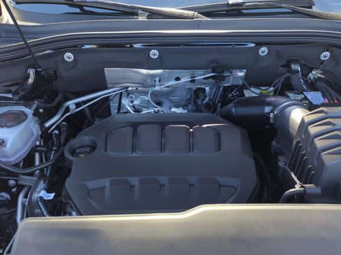 New 2026 Volkswagen Atlas Cross Sport SE image 21